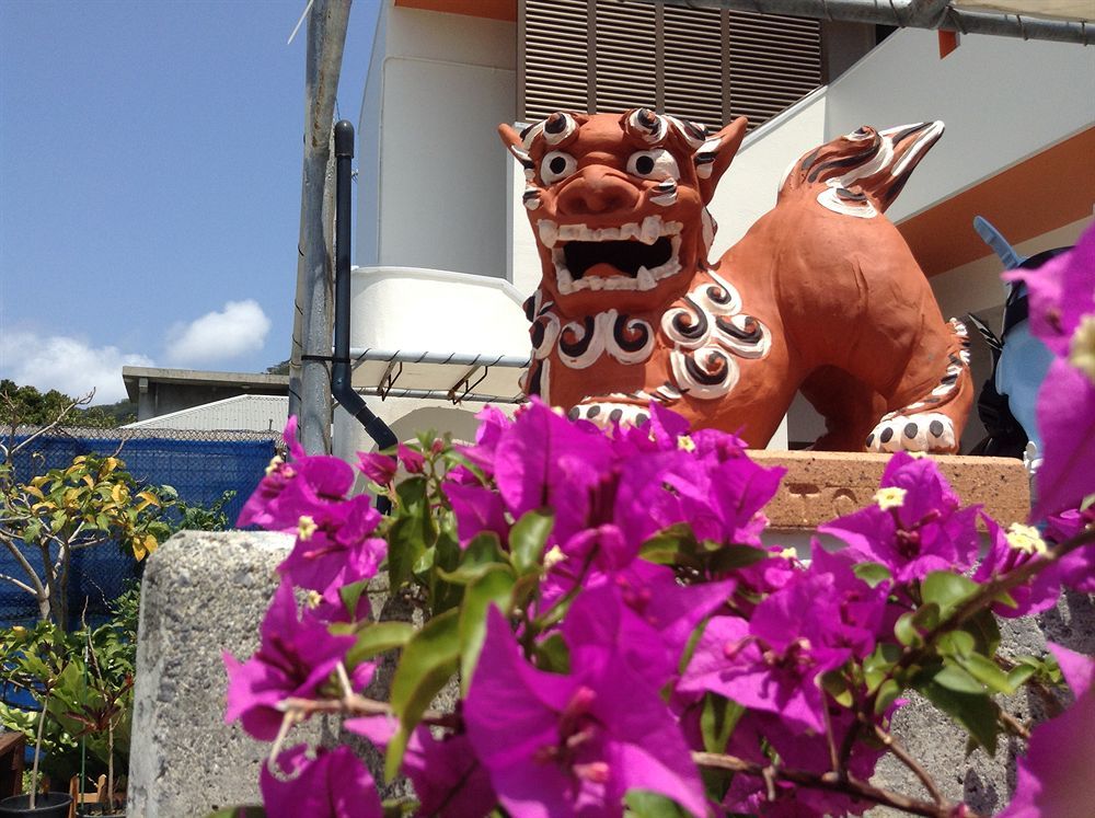 Minshuku Yadokari Hotel Zamami Exterior foto