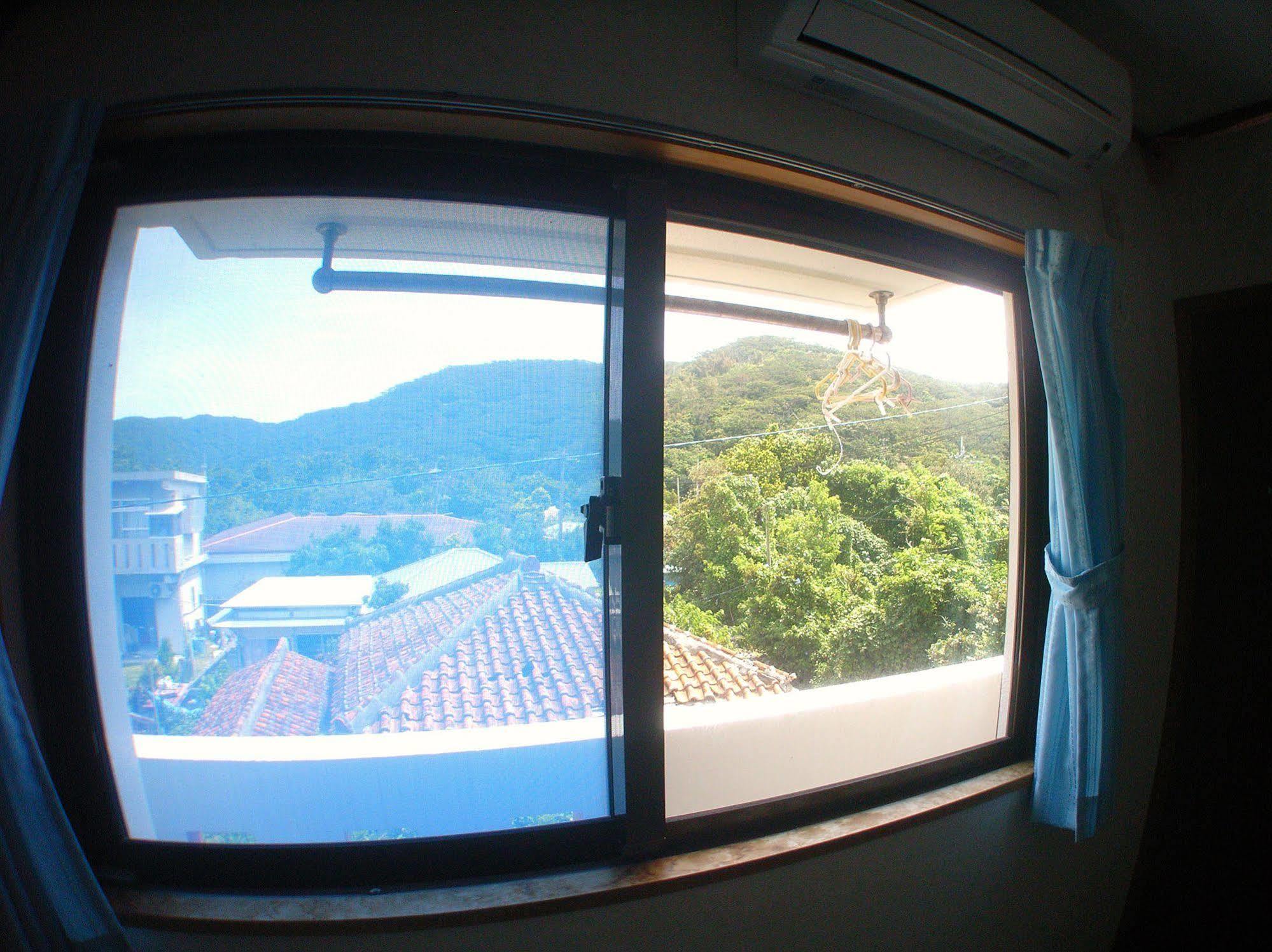 Minshuku Yadokari Hotel Zamami Exterior foto